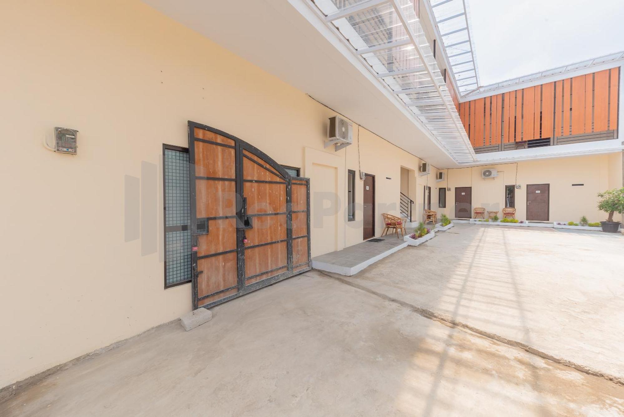 Rumah Panda Guesthouse Redpartner Tangkil  Bagian luar foto